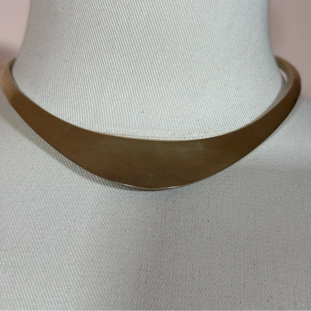 VIntage 1960 '70 MCM Modernist deco gold Brass Minimalist Choker Collar Necklace - Picture 10 of 17